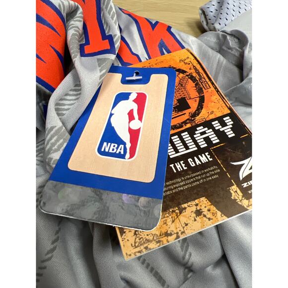 New York Knicks NBA Men ZipWay Change “N” The Game Cut Off Tank Size 4X Gray NWT - Picture 6 of 7